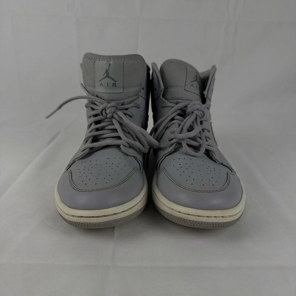 Nike Air Jordan 1 Mid Wolf Grey Men's‎ Size 8.5 Basketball Shoes Retro OG